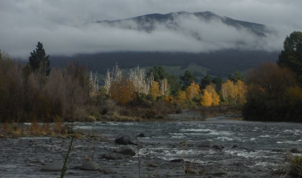 The clouds roll in.